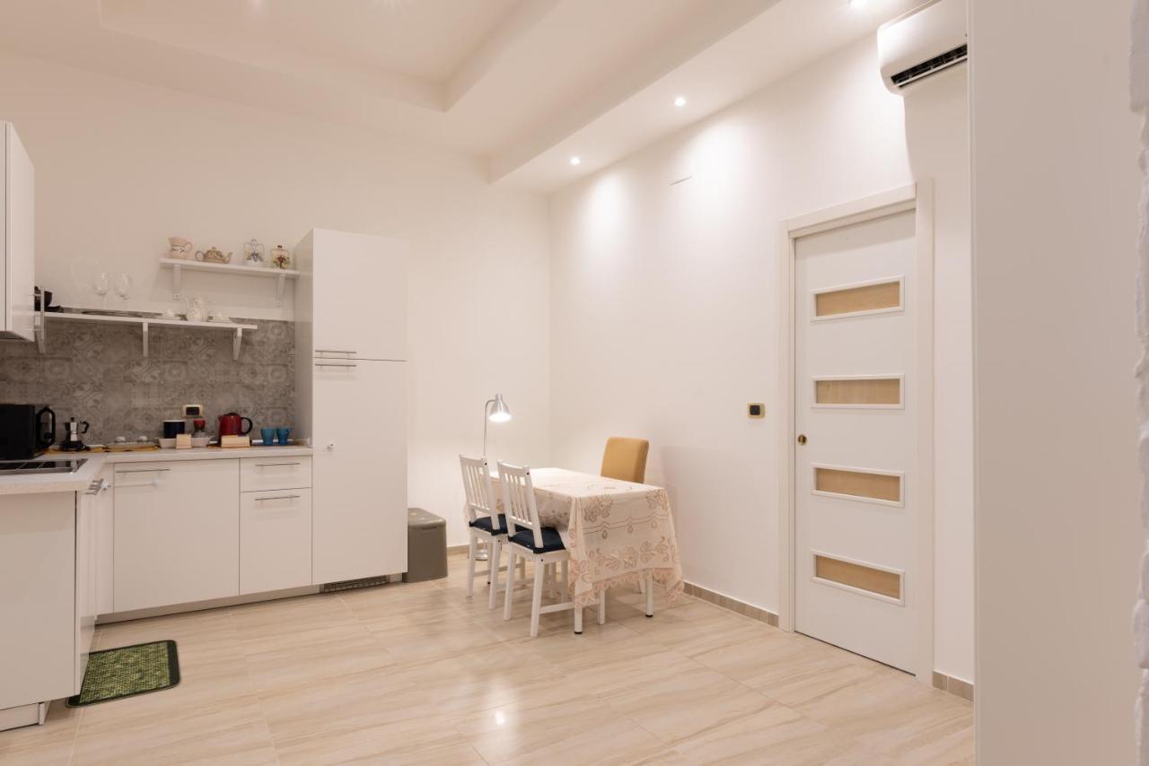 Il Priscio Apartment Bari Luaran gambar